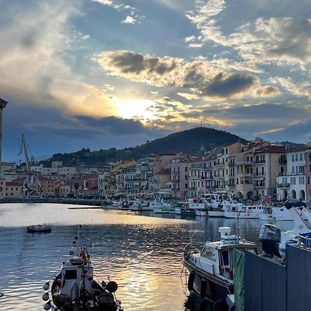 Casa Vacanza A 100 Metri Dal Mare Imperia Eksteriør bilde